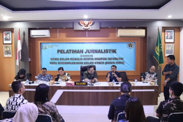Kejari Natuna dan PWI Bersinergi Tingkatkan Kualitas Informasi Publik