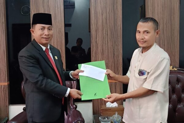 Kontraktor Risau Proyek Belum Dibayar, Memohon DPRD Panggil Bupati Natuna Minta Kepastian